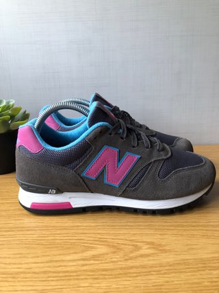 Zapatillas New Balance 565 Gris y Rosa