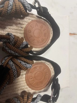 Sandalias Bimba y Lola Beige y Negras