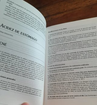Licuadora Becken + Libro de recetas de frutas