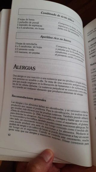 Licuadora Becken + Libro de recetas de frutas