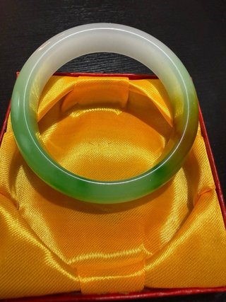 Pulsera de jade natural, tres colores