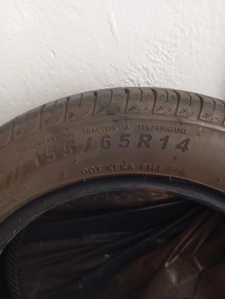 4 Neumáticos Roadx 155/65 R14