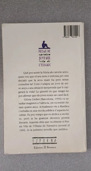 Libro "Què t'angoixa, Núria?"