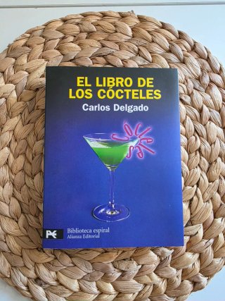 Libro de la cerveza y libro de cocteles