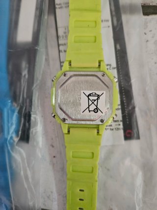 Orologi KK al quarzo