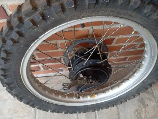 Ruedas Honda CRM 75