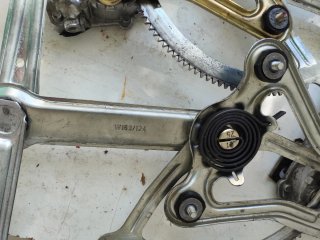 Elevalunas Mercedes 300 W124