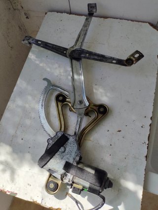 Elevalunas Mercedes 300 W124