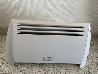 Calefactor Eléctrico Blanco y Rojo