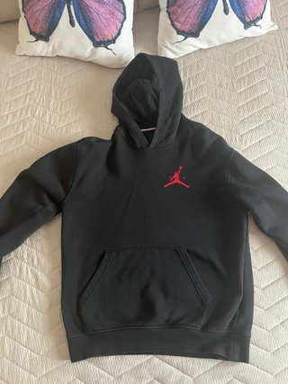 Sudadera Jordan Negra con Logo Rojo
