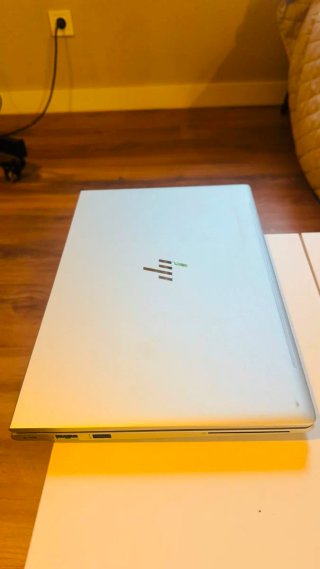 HP Elitebook 640 G10 - 16GB RAM - 256GB SSD