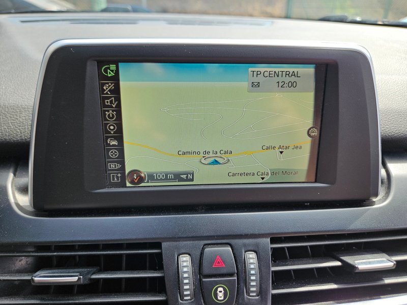 BMW Serie 2 218 d Gran Tourer 2015, foto 19