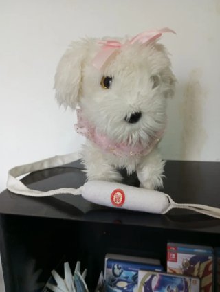 Perrita interactiva para pasear