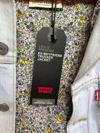 Chaqueta vaquera Levi's floral