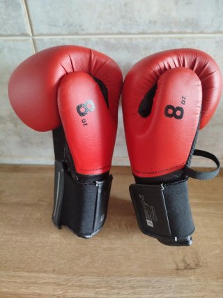 Guantes de Boxeo Outshock Rojos y Negros