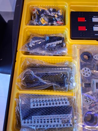 LEGO Technic 8485 Control Centre II (1995)