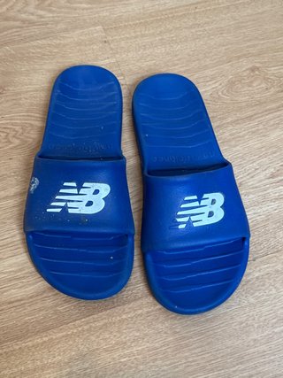Chanclas New Balance Azul