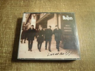 DOBLE CD THE BEATLES LIVE AT THE BBC