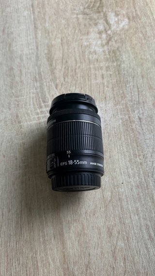 Canon EOS 700D, Lente 18-55, sd 32 gb, accesorios