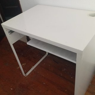 Escritorio IKEA Blanco con Balda