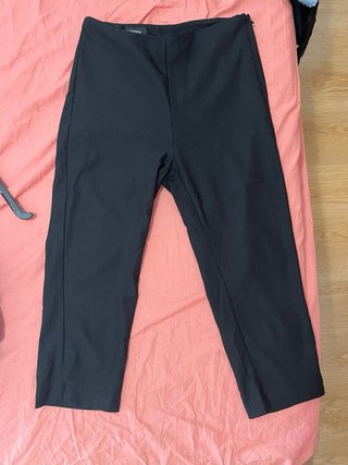 Camisa negra corta anudada