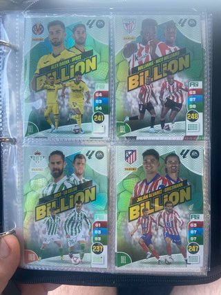 Cromos de fútbol Panini Billion