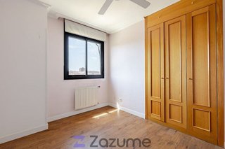 Piso en alquiler en Pueblo Nuevo en Madrid