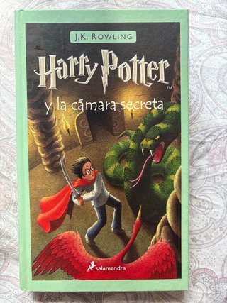 Libro Harry Potter y la cámara secreta.