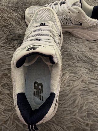New Balance 530 Talla 39 Plata/Blanco