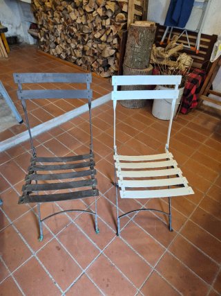 Sillas de hierro plegables (2 unidades)