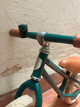 Bicicleta Banwood sin pedales verde