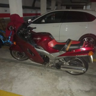 Kawasaki Zr 1100 Rojo