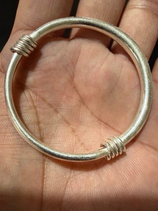 Pulsera de plata grabada
