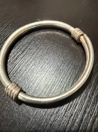 Pulsera de plata grabada