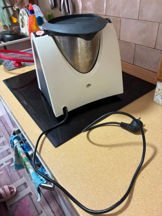 Thermomix TM31 con accesorios