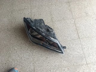 Faro derecho LED Seat Leon MK3 2020