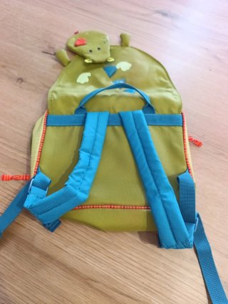 Mochila infantil de dinosaurio