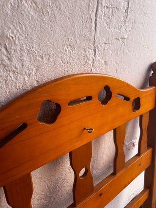 Cabecero de madera para cama
