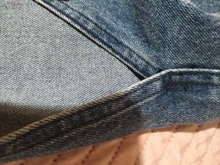Falda vaquera midi desgastada. Nueva sin etiqueta