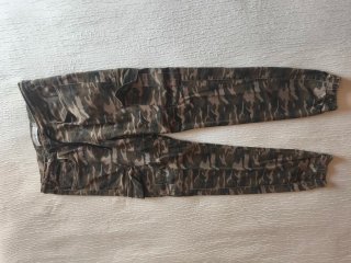 Pantalones cargo camuflaje