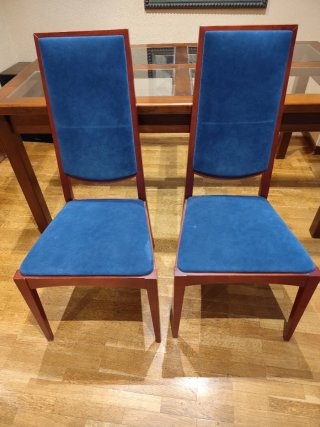 Mesa comedor madera y cristal y 4 sillas