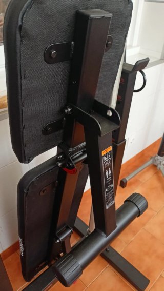 Banco musculación rack plegable Corength + barra.