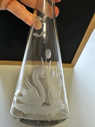 Bottiglia in vetro decorata con tappo