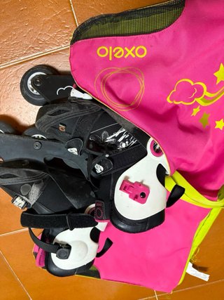 Patines en línea con protecciones y bolsa