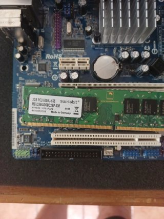 Placa Base ASRock G31M-GS + CPU + 4GB RAM