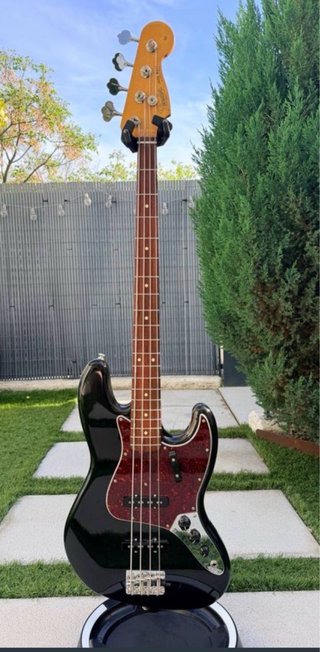 Fender Jazz Bass Vintera II 60s Negra