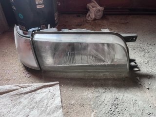 Faro delantero + intermitente