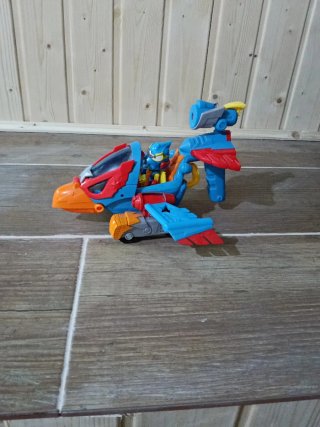 Vehículo Superthings Wild Eagle