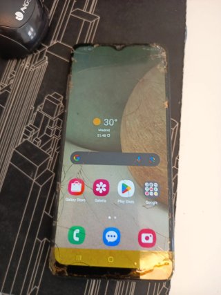 Samsung A12 64 GB 4 RAM Android 13