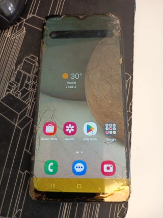 Samsung A12 64 GB 4 RAM Android 13